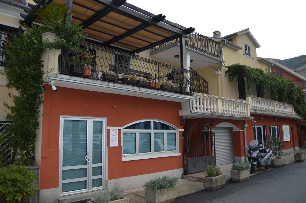 Apartments Qualitas Kotor Bagian luar foto